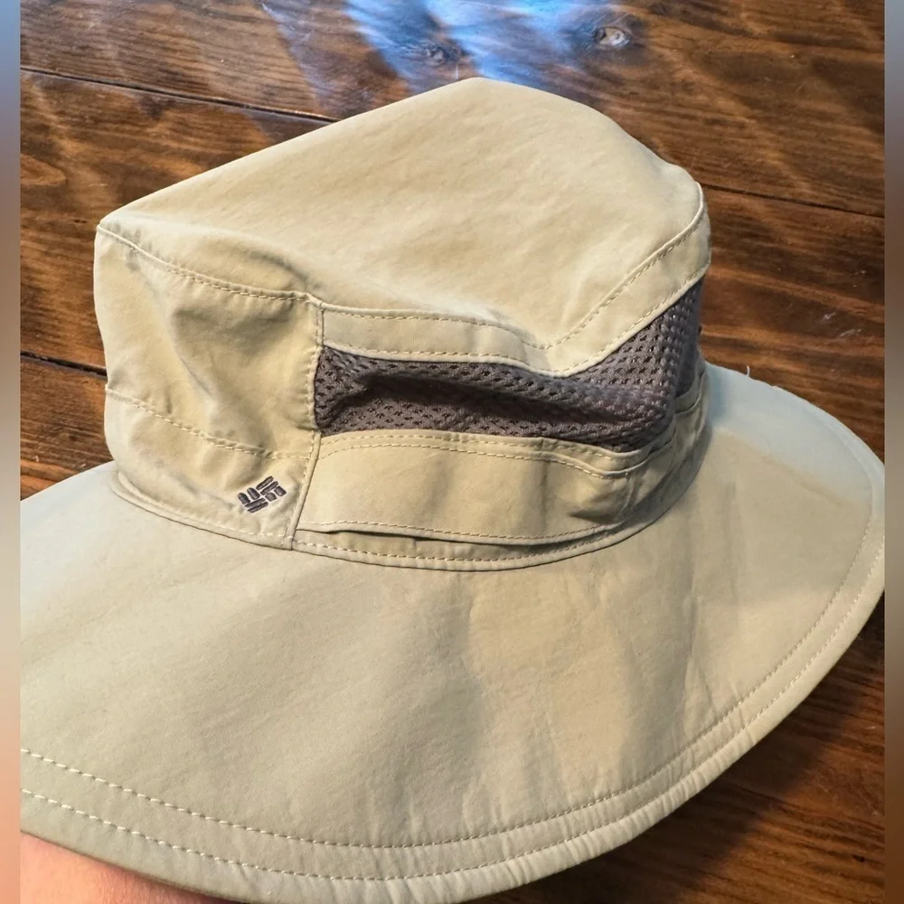 Columbia Sun Hat Unisex One Size Tan Floppy String Vented Mesh Outdoor Fishing